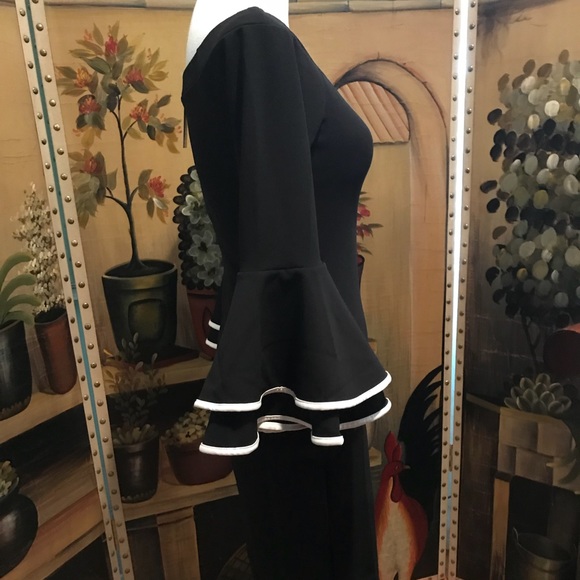 ❤️CELEBRITY INSPIRED BLACK BARDOT DRESS ❤️ NWT - Picture 3 of 4